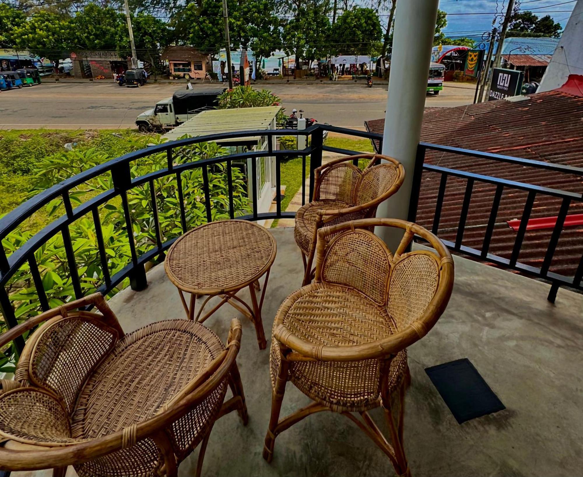 Neo Bay Hotel เวลิกามา ภายนอก รูปภาพ