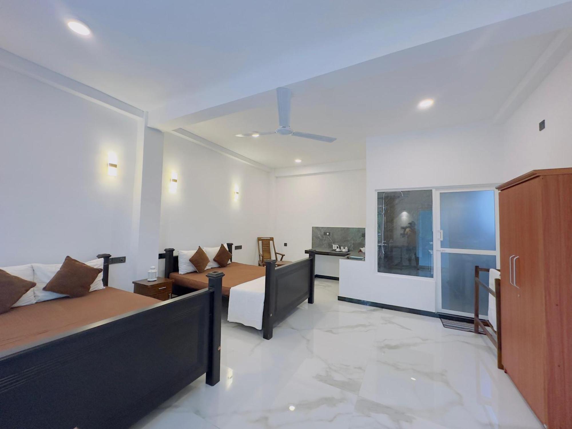 Neo Bay Hotel เวลิกามา ภายนอก รูปภาพ