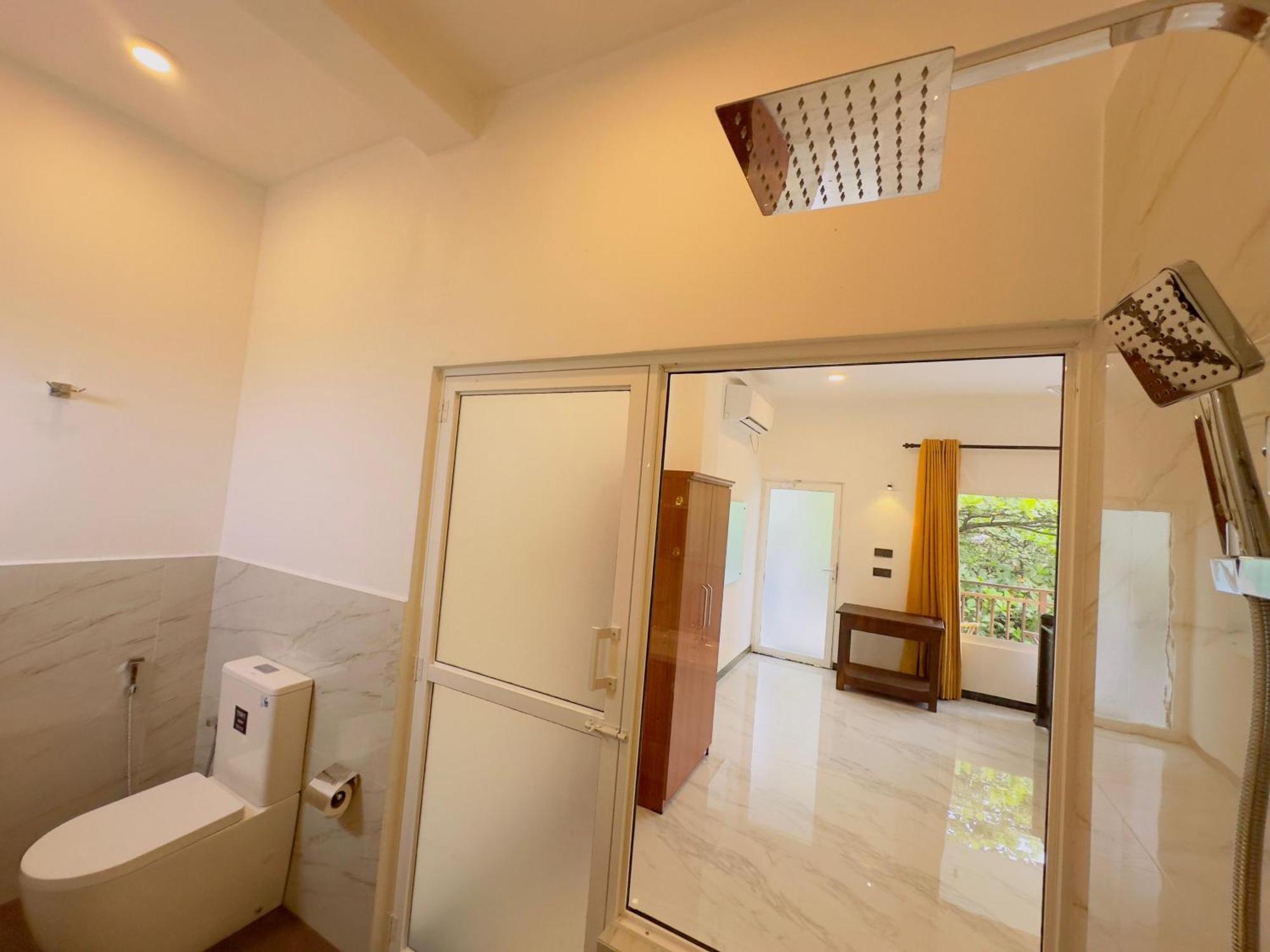 Neo Bay Hotel เวลิกามา ภายนอก รูปภาพ